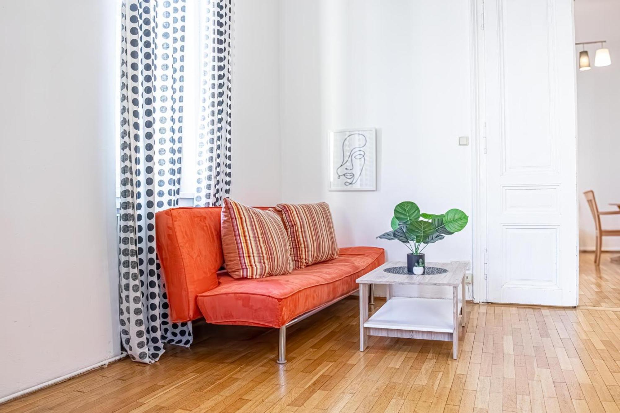 Simple Apartment Near Wiener Stadthalle Exterior foto