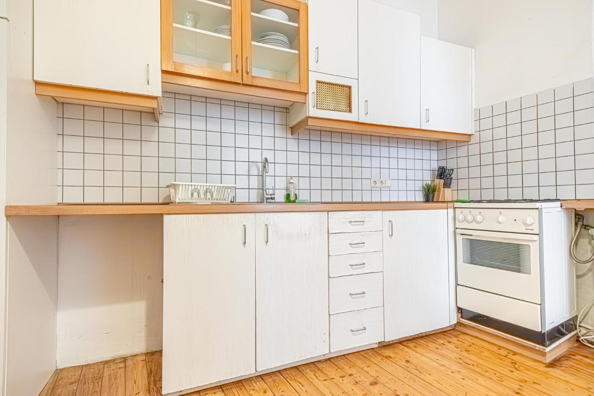 Simple Apartment Near Wiener Stadthalle Exterior foto